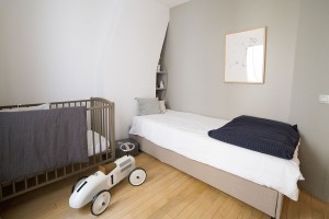 Paris 7e, quartier du Bon Marché : autre aménagement chambre enfant N°2