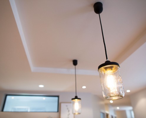 Paris 7e, quartier du Bon Marché : détails luminaires cuisine