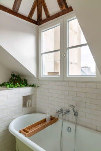 Appartement Faubourg Saint-Denis : salle de bain